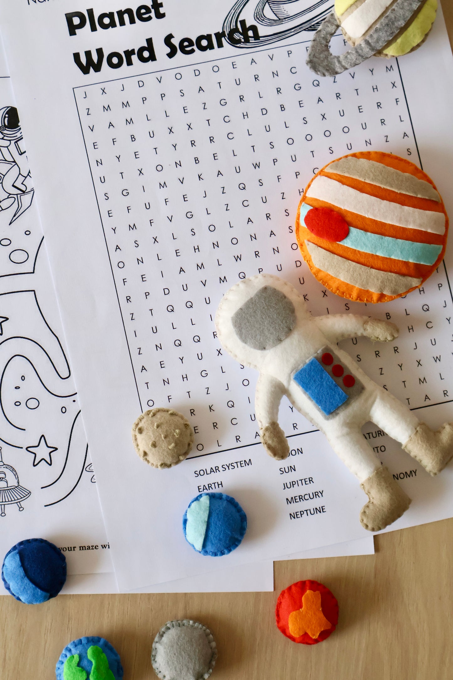 Solar System Magnetic Pin-Up Board