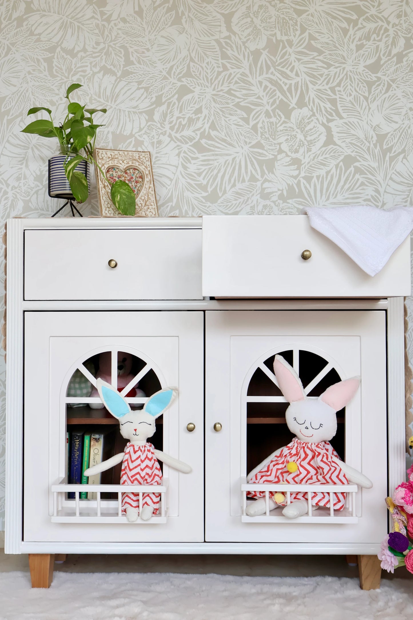 Pretend and Play Storage