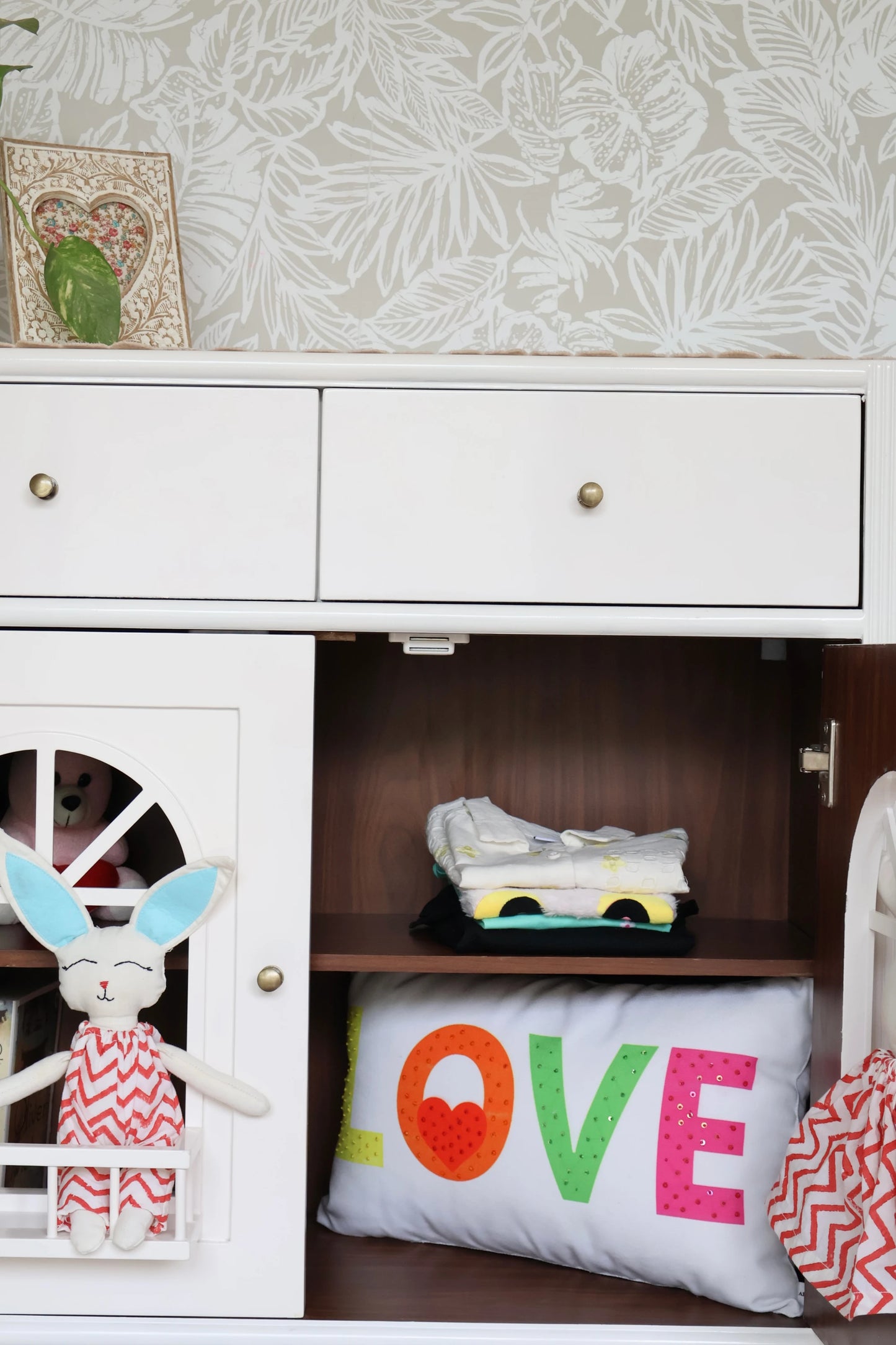 Pretend and Play Storage